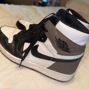 Nike Air Jordan 1 High Top ‘Mocha’